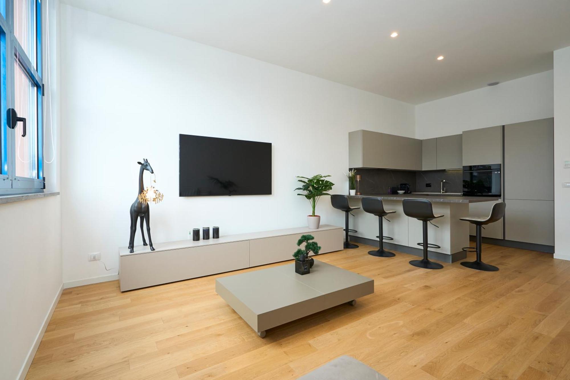 Luxury Design Suite - 20 Minutes From Duomo-Navigli Milan Bagian luar foto
